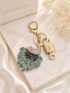 LV Gold Padlock Authentic 🔑 Luxury Bag Charm w/ Unbranded Peacock Keychain